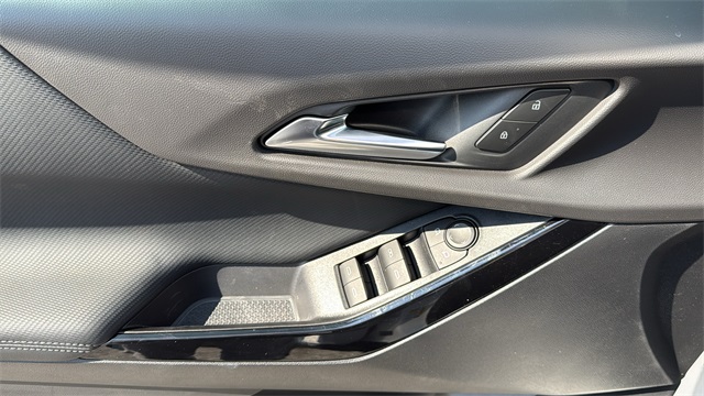 new 2026 Chevrolet Equinox car, priced at $30,735