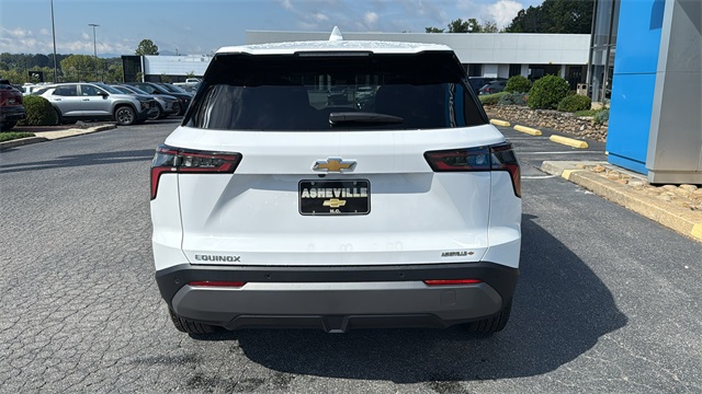 new 2026 Chevrolet Equinox car, priced at $30,735