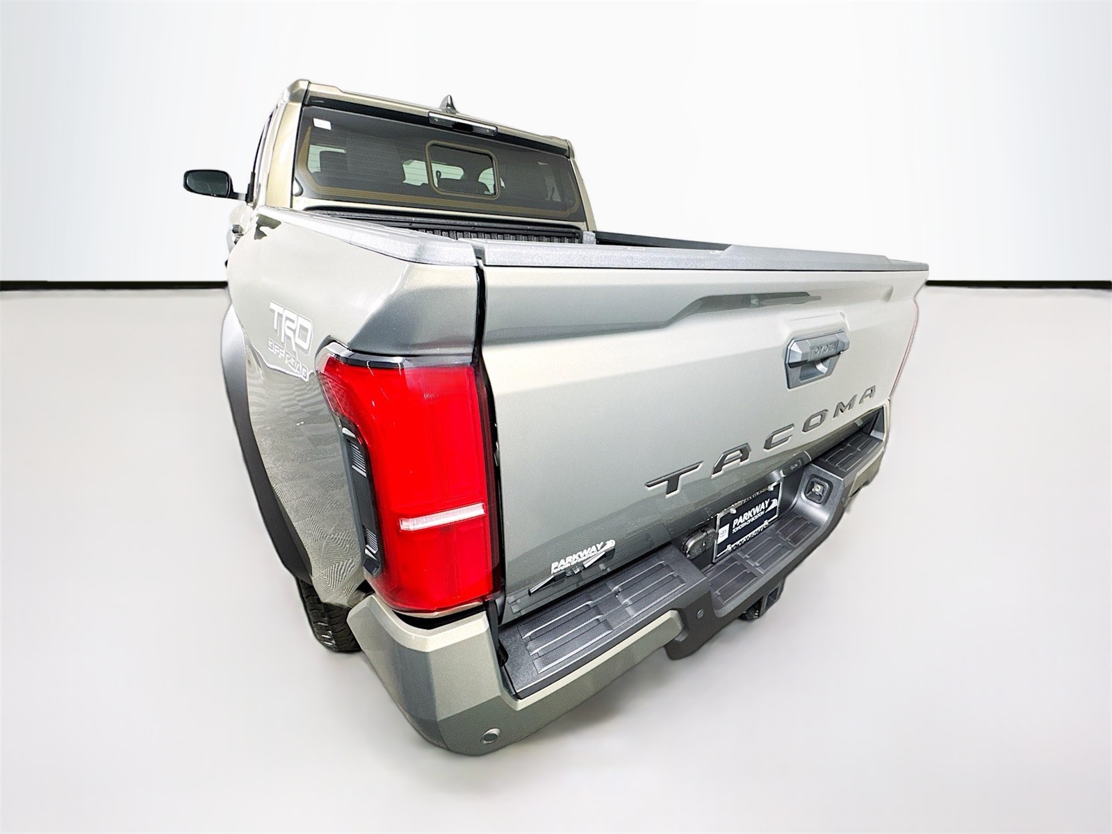 2025 Toyota Tacoma TRD Off-Road Double Cab photo 4