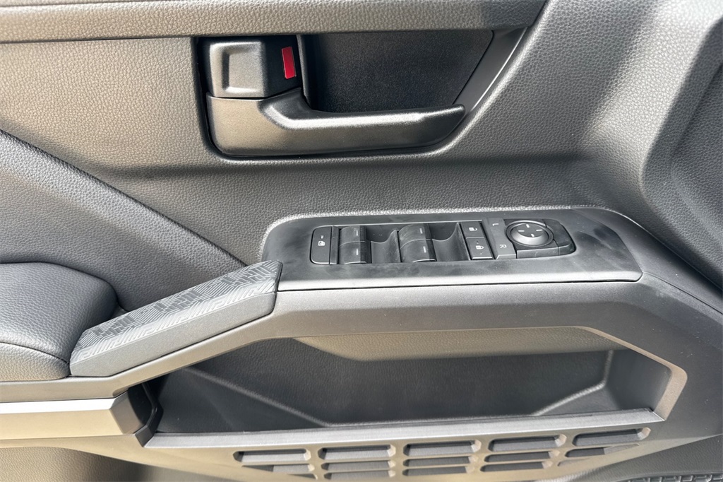 2025 Toyota Tacoma SR5 Double Cab photo 10