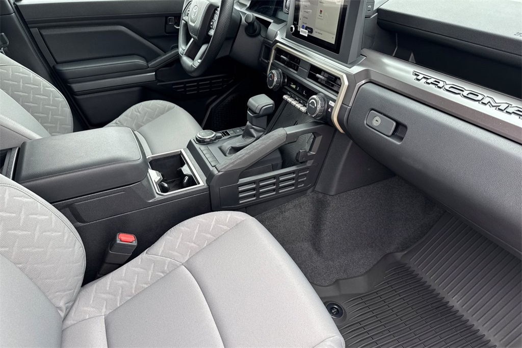 2025 Toyota Tacoma SR5 Double Cab photo 14