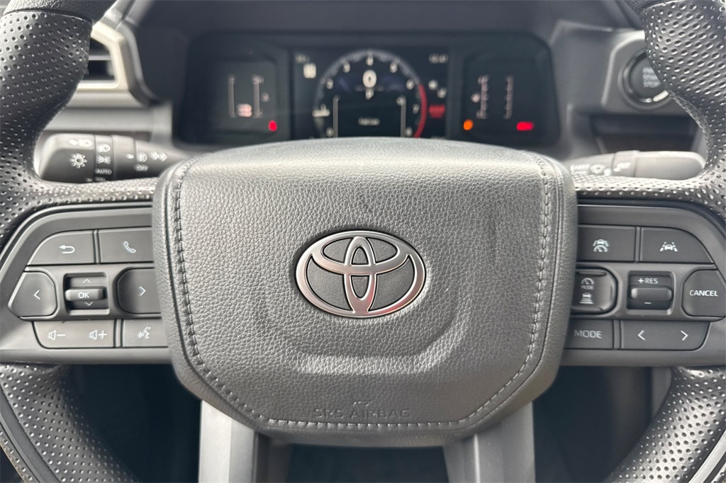 2025 Toyota Tacoma SR5 Double Cab photo 19