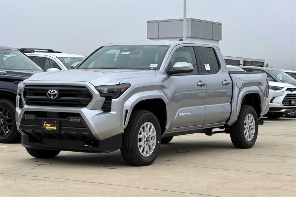 2025 Toyota Tacoma SR5 Double Cab photo 7