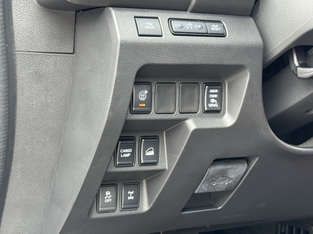 New 2025 Nissan Frontier Short Bed,Crew Cab Pickup