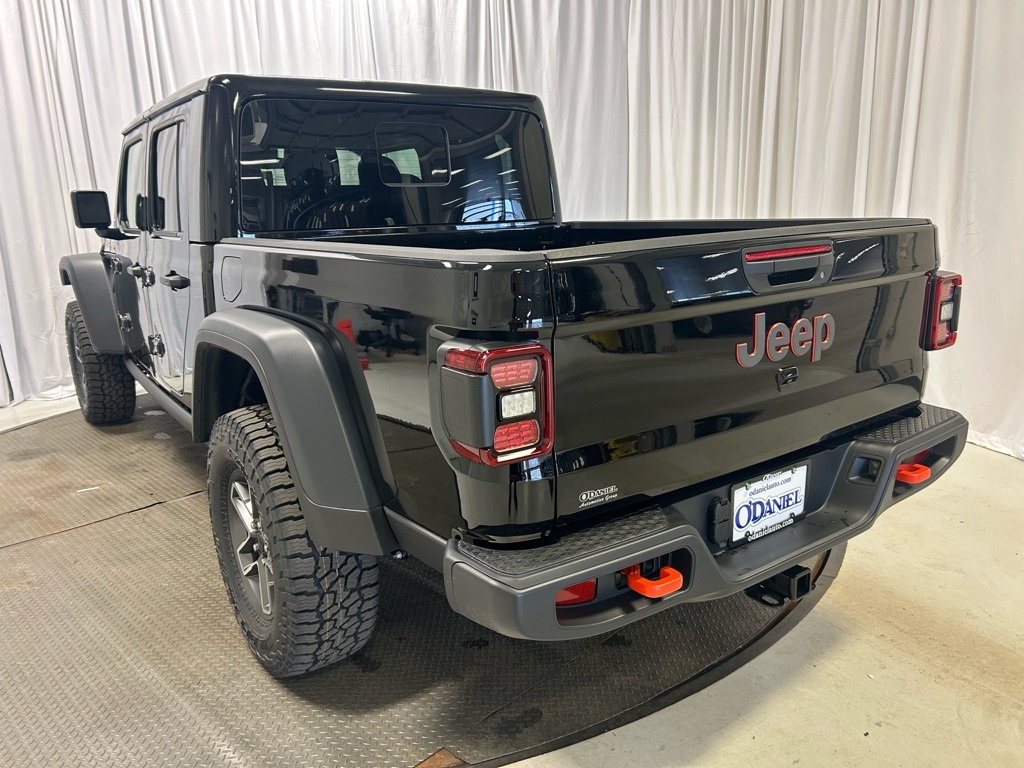 new 2026 Jeep Gladiator car, priced at $57,180