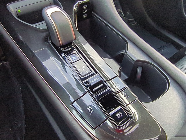 used 2025 Toyota Crown car, priced at $39,811