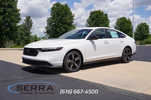 2025 Honda Accord Hybrid Sport's photo