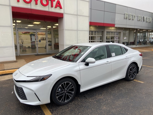2026 Toyota Camry XLE's photo