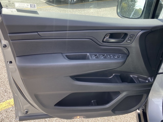 new 2026 Honda Odyssey car, priced at $42,076
