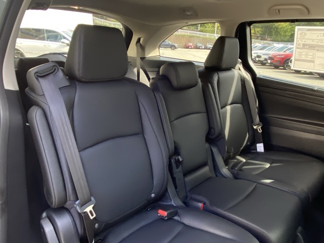 new 2026 Honda Odyssey car, priced at $42,076