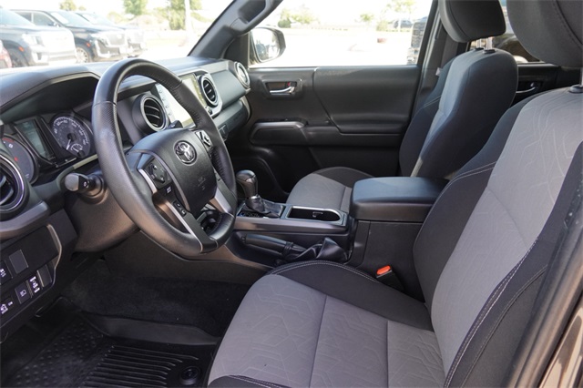 2023 Toyota Tacoma SR photo 16