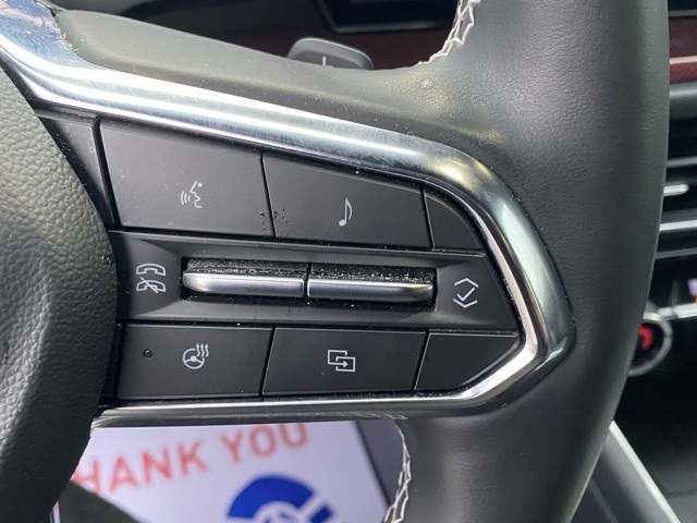 used 2024 Chevrolet Traverse car, priced at $39,995