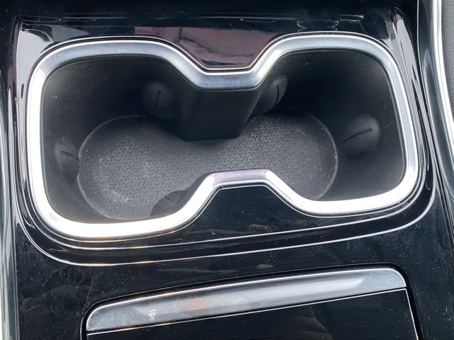 used 2024 Chevrolet Traverse car, priced at $39,995