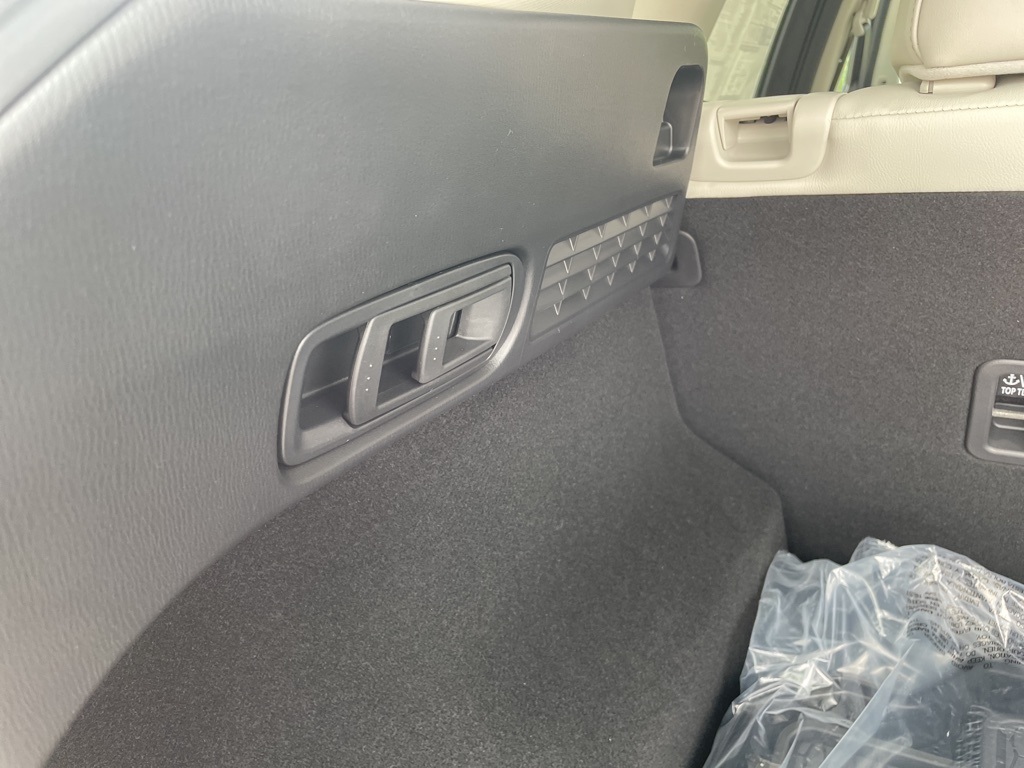 2025 Mazda CX-5 2.5 S Preferred photo 8