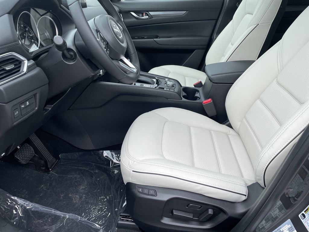 2025 Mazda CX-5 2.5 S Preferred photo 13