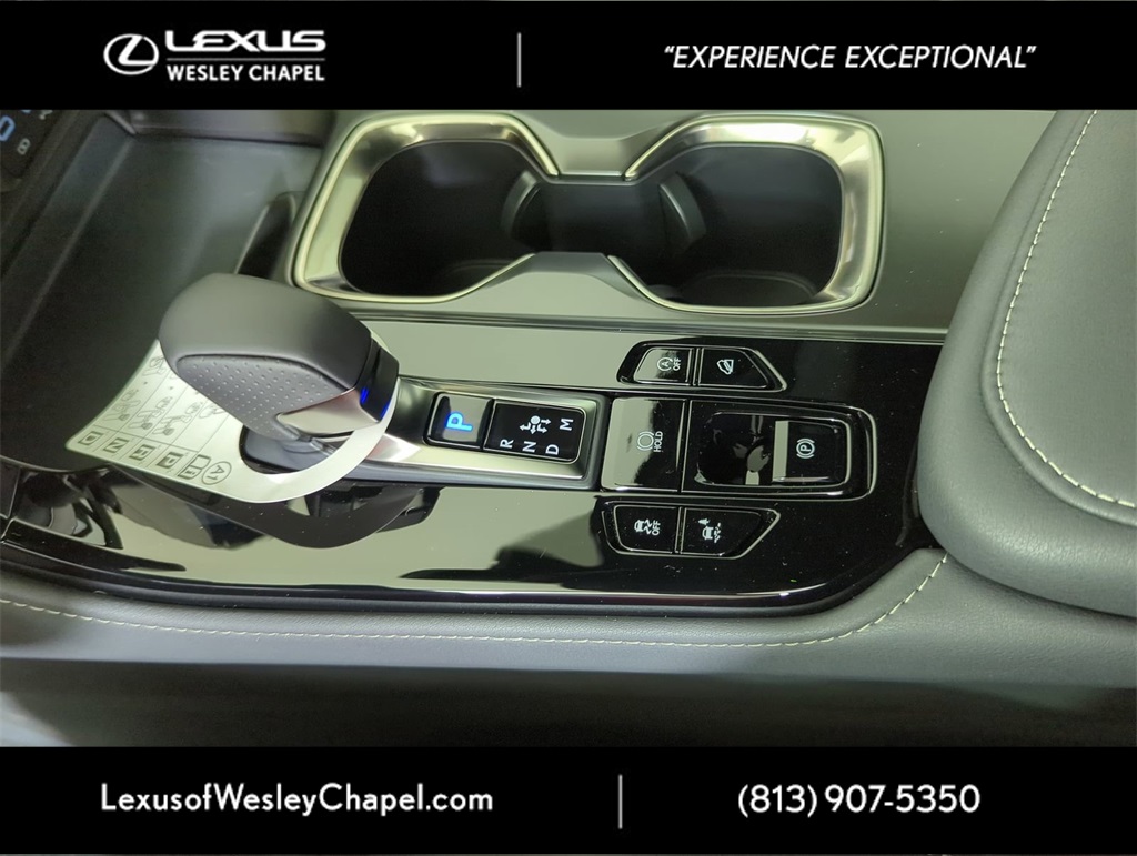 2025 Lexus NX 350 F SPORT Handling AWD photo 16