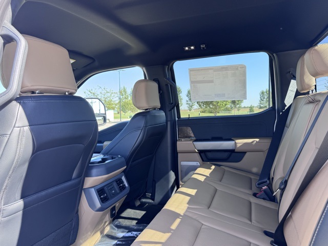 2026 Ford Super Duty F-350 SRW LARIAT