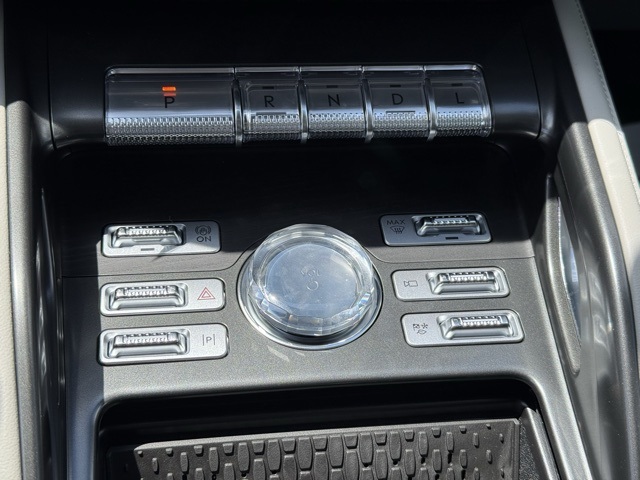 2025 Lincoln Nautilus Hybrid Reserve