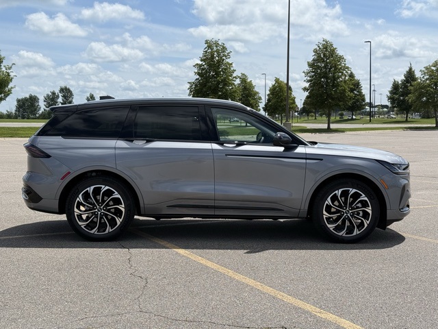 2025 Lincoln Nautilus Hybrid Reserve