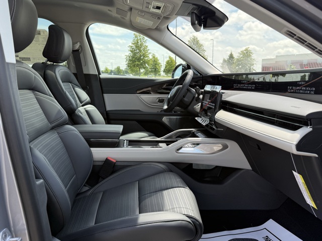 2025 Lincoln Nautilus Hybrid Reserve