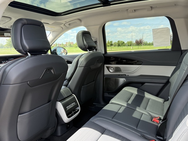 2025 Lincoln Nautilus Hybrid Reserve