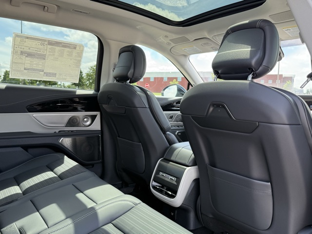 2025 Lincoln Nautilus Hybrid Reserve