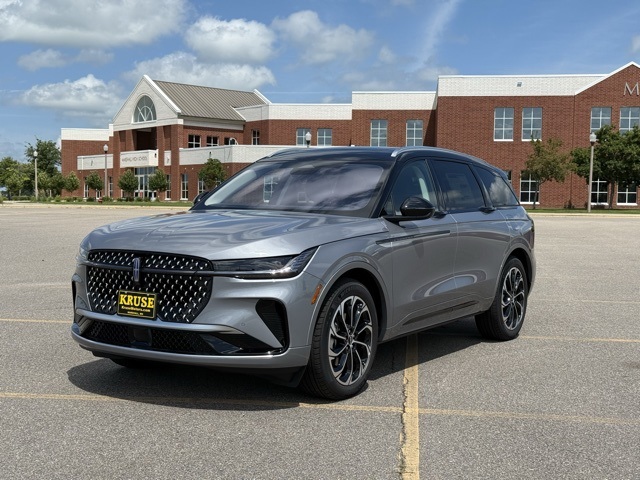 2025 Lincoln Nautilus Hybrid Reserve