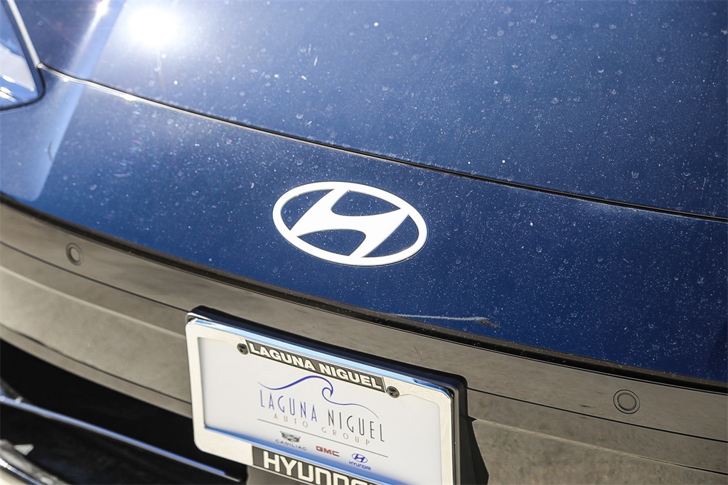 2025 Hyundai Ioniq 6 SE photo 2