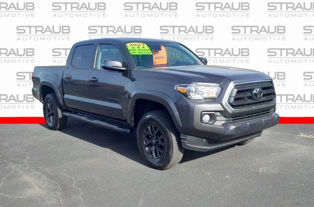 2023 Toyota Tacoma SR5's photo