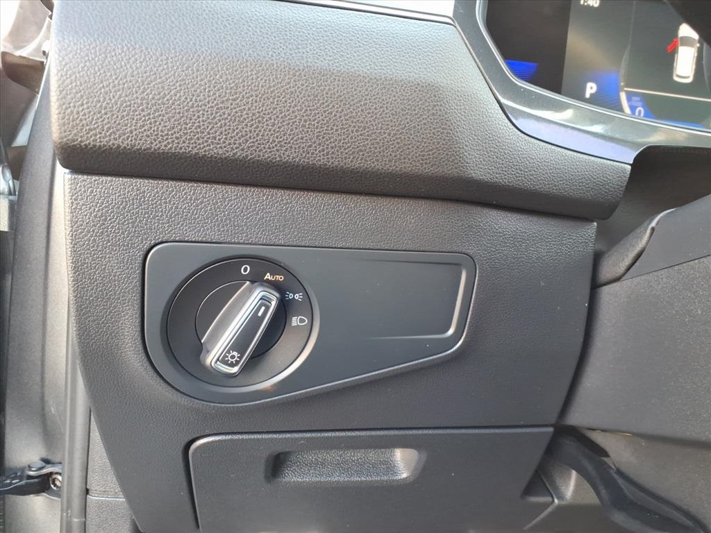 used 2022 Volkswagen Tiguan car, priced at $19,900