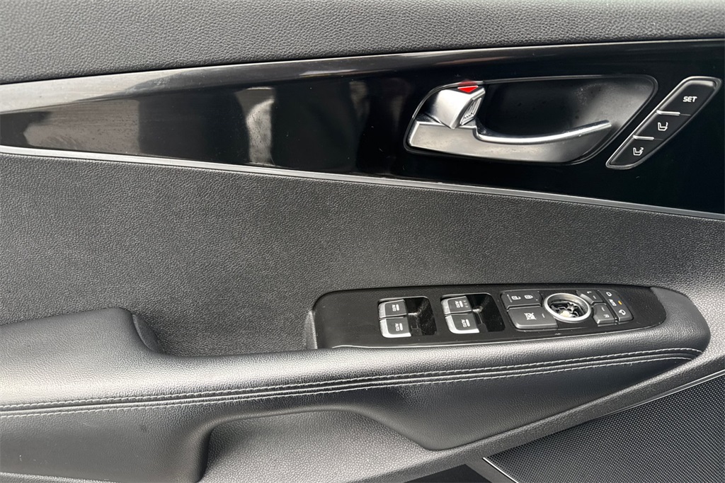 used 2016 Kia Sorento car, priced at $15,957