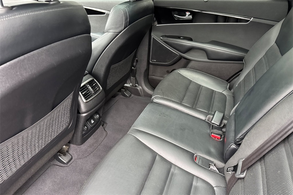 used 2016 Kia Sorento car, priced at $15,957