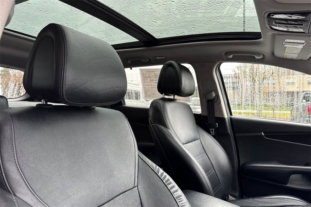 used 2016 Kia Sorento car, priced at $15,957