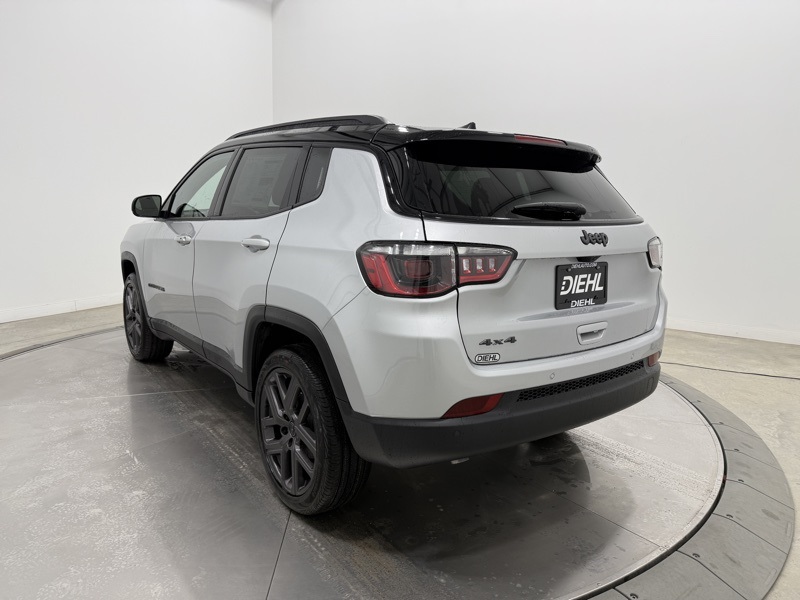 2026 Jeep Compass Limited photo 4