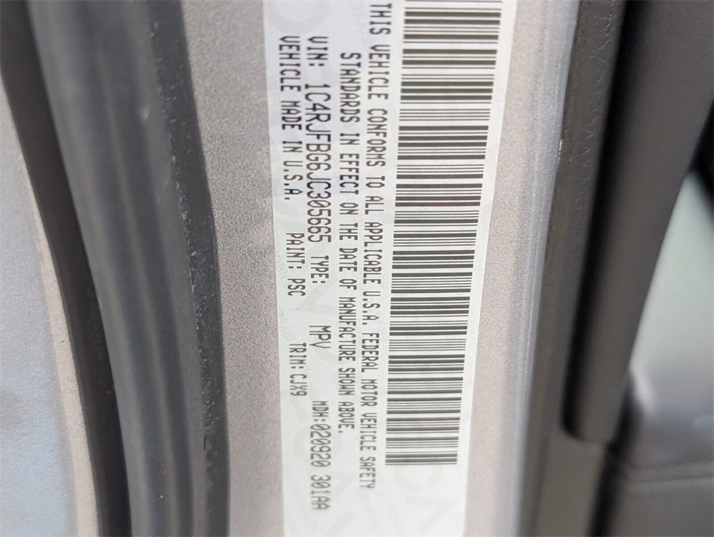 used 2018 Jeep Grand Cherokee car, priced at $17,988