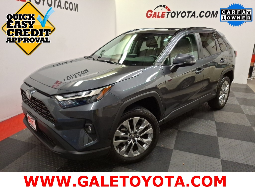 2025 Toyota RAV4 XLE Premium's photo