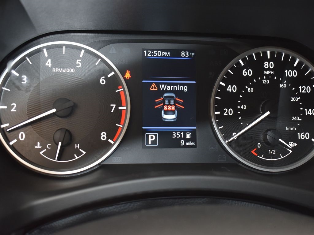 2025 Nissan Sentra S photo 8