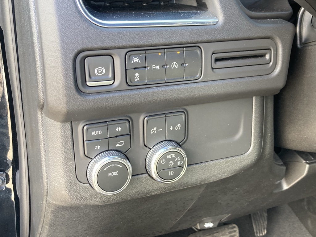 2023 Gmc Yukon SLT photo 16