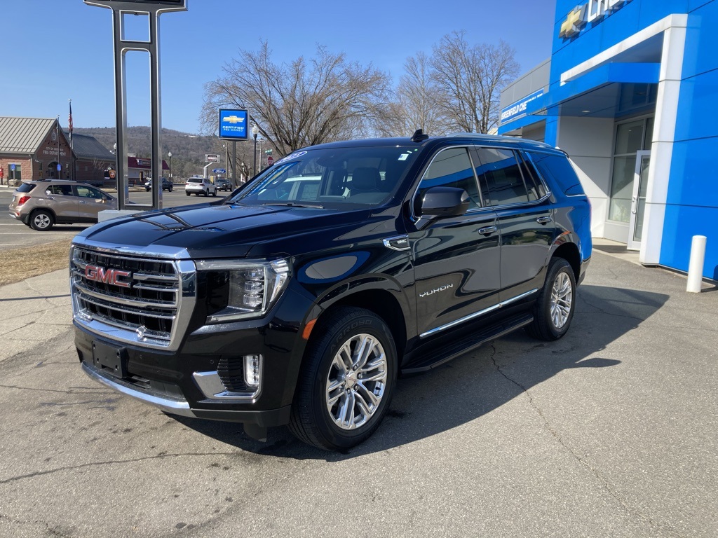 2023 Gmc Yukon SLT photo 2
