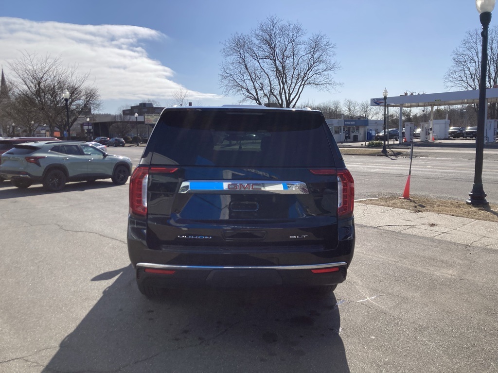 2023 Gmc Yukon SLT photo 5