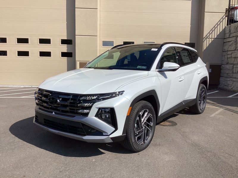 New 2025 Hyundai Tucson Hybrid SUV