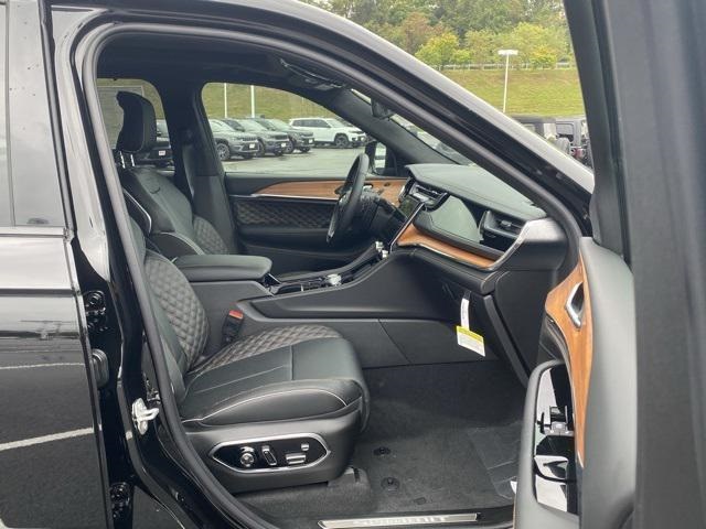 new 2024 Jeep Grand Cherokee car, priced at $76,923