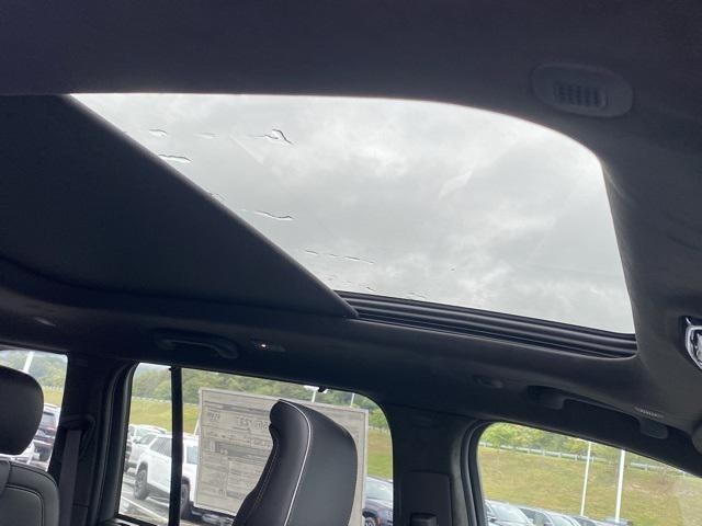 new 2024 Jeep Grand Cherokee car, priced at $76,923