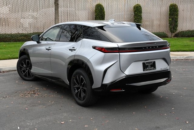 2026 Lexus RZ photo 4