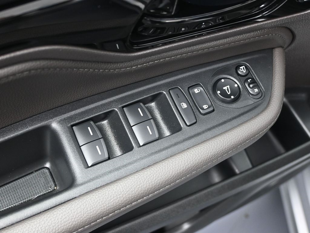 2024 Honda Odyssey Elite photo 10