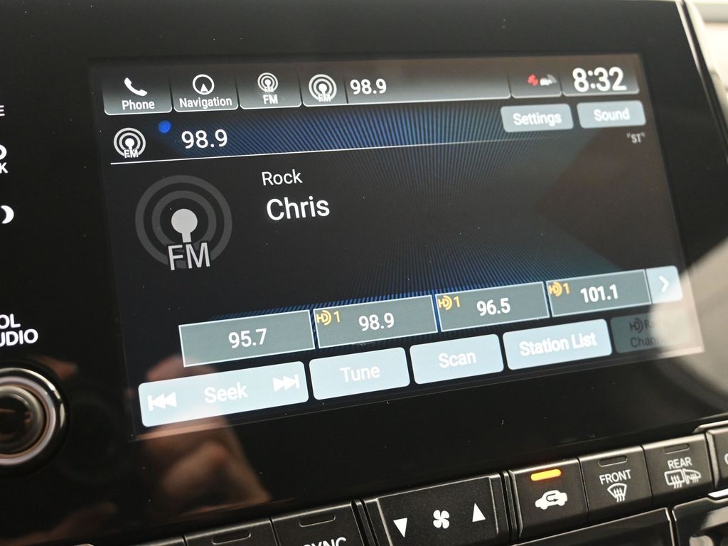 2024 Honda Odyssey Elite photo 16