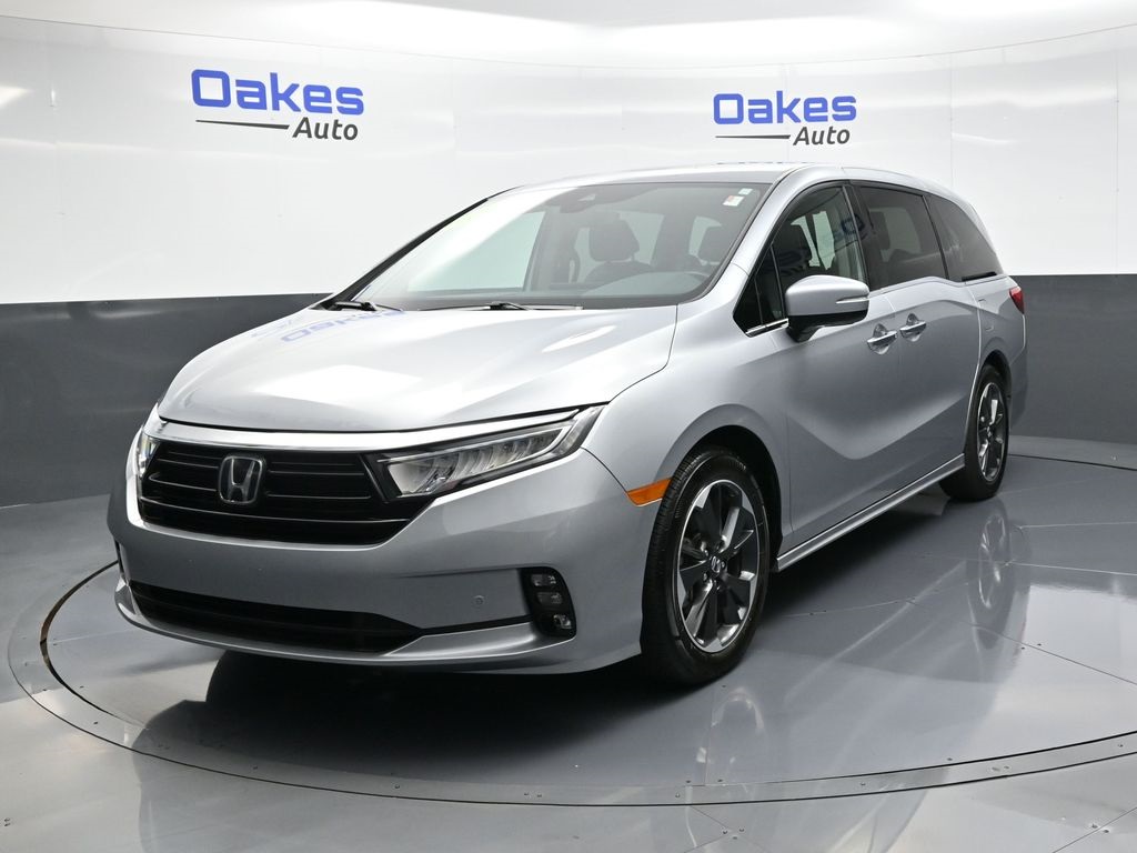 2024 Honda Odyssey Elite photo 3