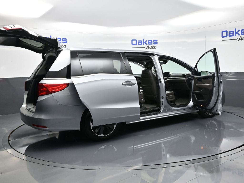 2024 Honda Odyssey Elite photo 57
