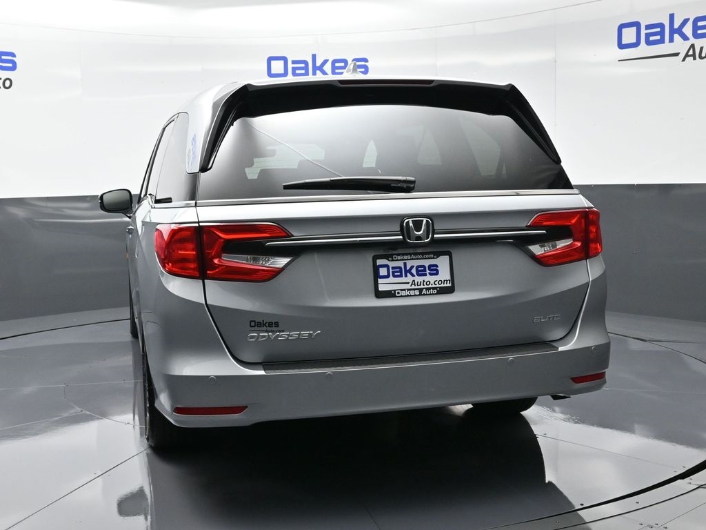 2024 Honda Odyssey Elite photo 6