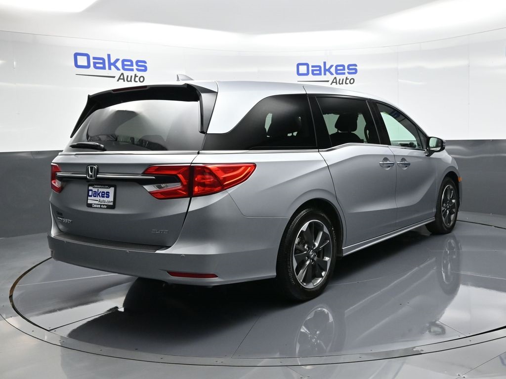 2024 Honda Odyssey Elite photo 7